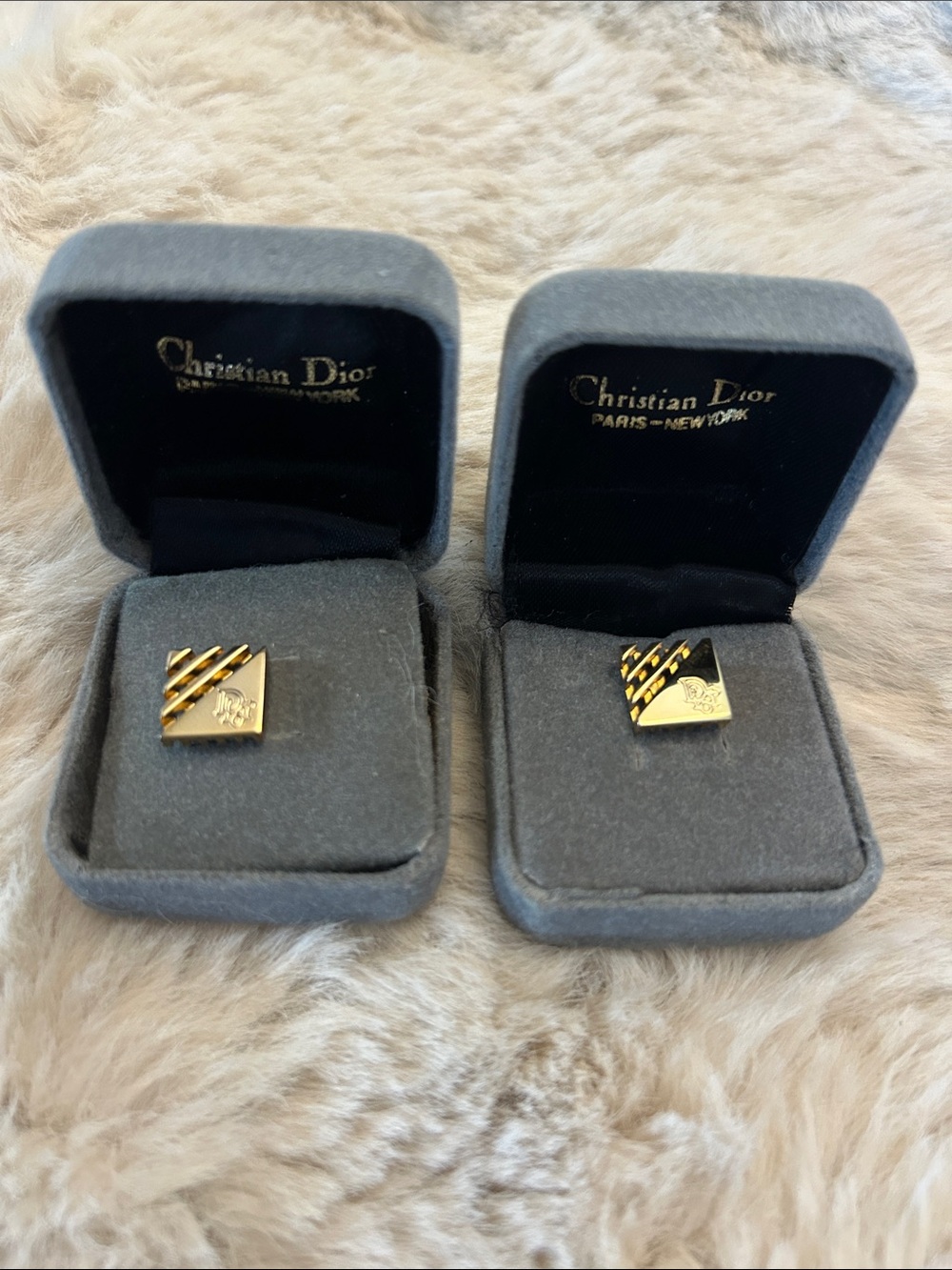 Christian Dior Vintage 70’s/80’s gold tone square cuff link set in original box